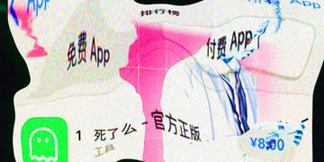 A person using Are You Dead? app