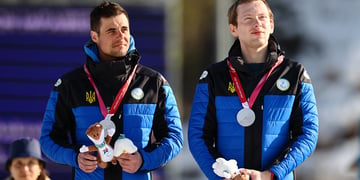 Silver medallist Maksym Murashkovskyi of Ukraine and guide Vitaliy Trush