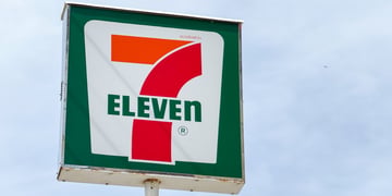 7-Eleven sign