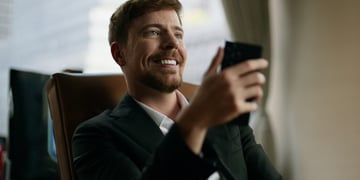 jimmy donaldson mrbeast on phone
