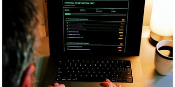 White Hat hacker