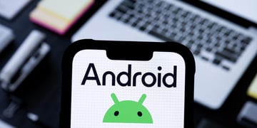 android_green_logo_smartphone
