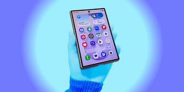 Hand holding Samsung Galaxy Z Fold8. Image by Cybernews