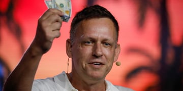 peter thiel money bloomberg