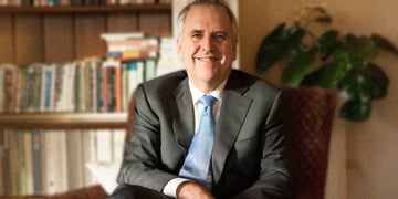 Pioneer computer engineering professor Michael Jordan